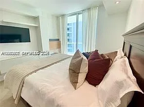 218 SE 14th St #2004 — Photo 24