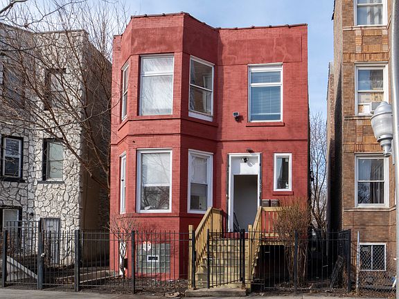 3rd image of 1824 S Harding Ave