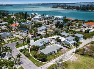 7030 Lois Ave, Longboat Key, FL 34228