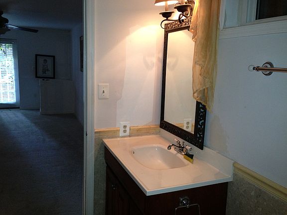 5th image of 3116 Dower House Dr
