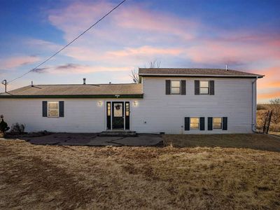 25487 165th St, Columbus Junction, IA, 52738