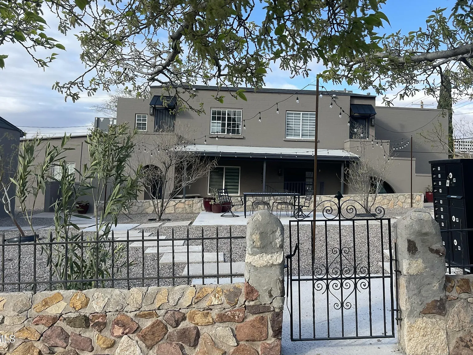 1 bed, 1.0 bath, 500 sqft, $1,100 — Photo 1