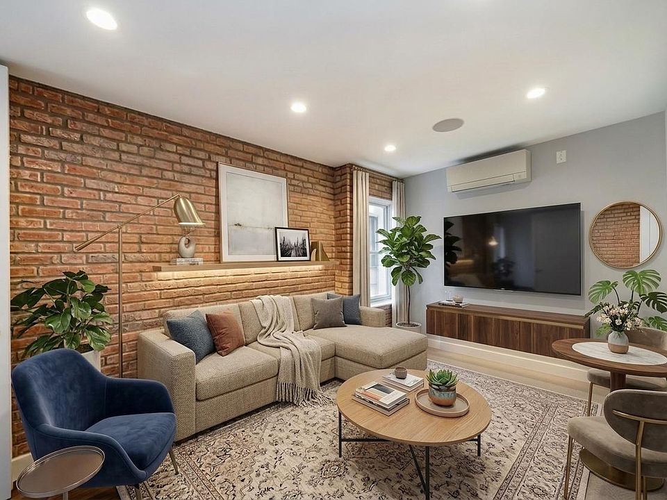1st image of 35 Crosby St APT 5F