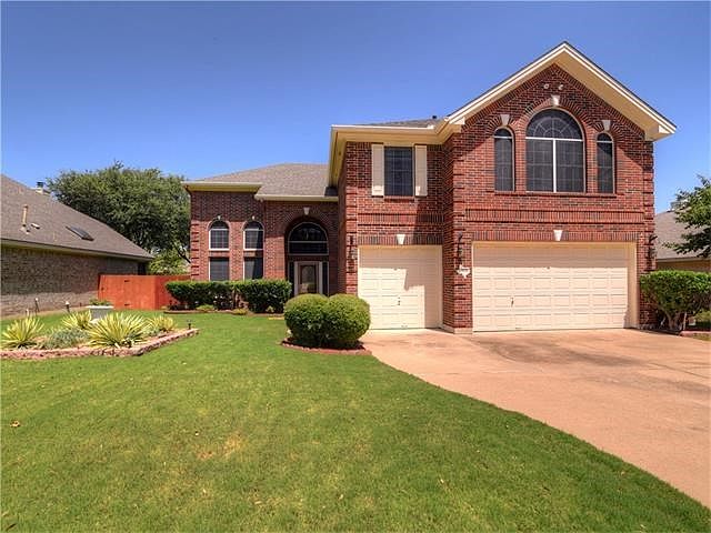 Welcome home to 905 Cashew Ln in Forest Oaks. Located conveniently close to Brushy Creek bike & walking trails, 183A Toll Road, Twin Creeks YMCA.