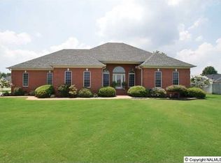 2601 Compton Dr SW, Decatur, AL 35603