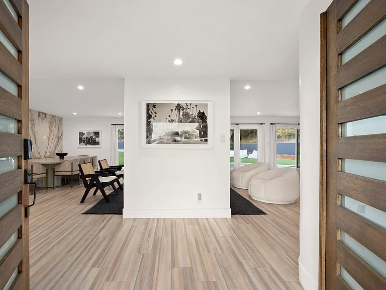 9289 Swallow Dr — Photo 17