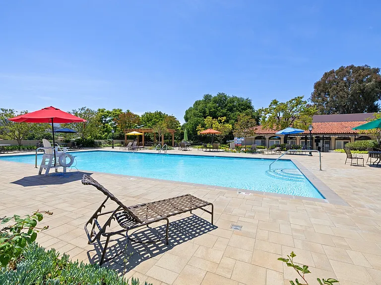 4501 Regents Ct — Photo 53