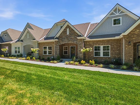 2nd image of 732 Coburg St Lot 194