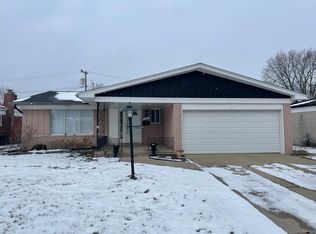 2657 Avis Dr, Sterling Heights, MI 48310
