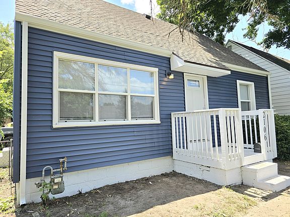2nd image of 2106 Elwood Ave