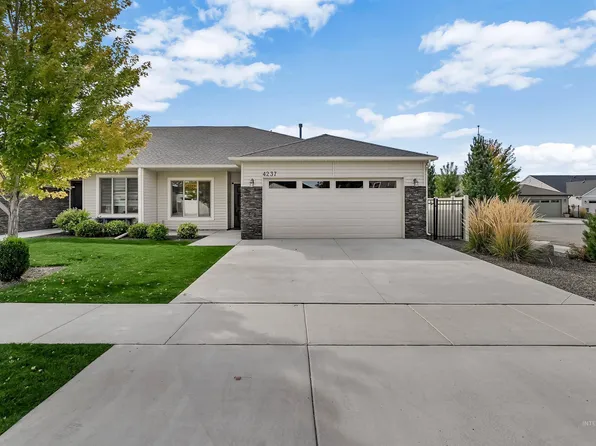 4237 E Vacheron St, Meridian, ID 83642