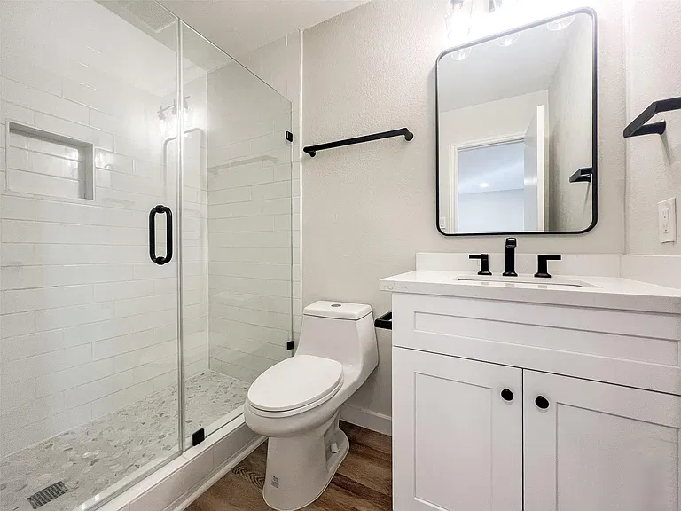 3506 Larchmont Cv #A — Photo 15