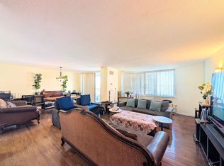 412 Harmon Cove Tower #412, Secaucus, NJ