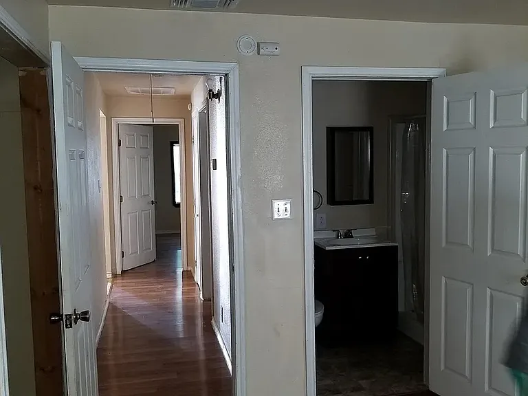 222 Bryan St — Photo 1