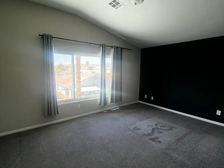 9167 Short Horse Ct — Photo 16