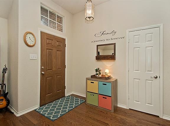 4th image of 1202 Arthurs Ct