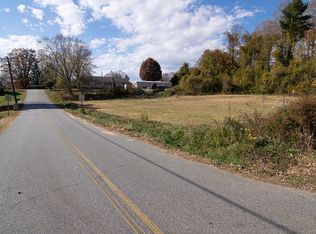 Winhurst St SE, Lenoir, NC 28645