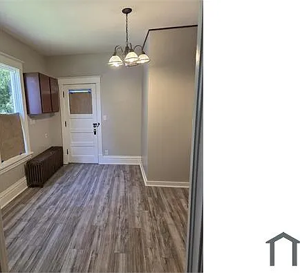 967 Saint Anthony Ave — Photo 6