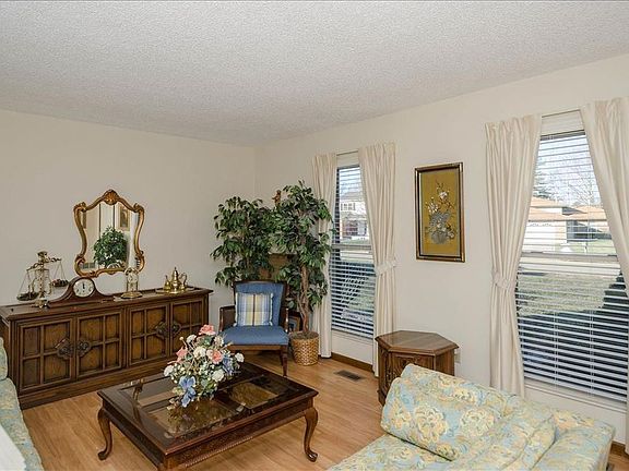 5th image of 5265 Boehm Dr