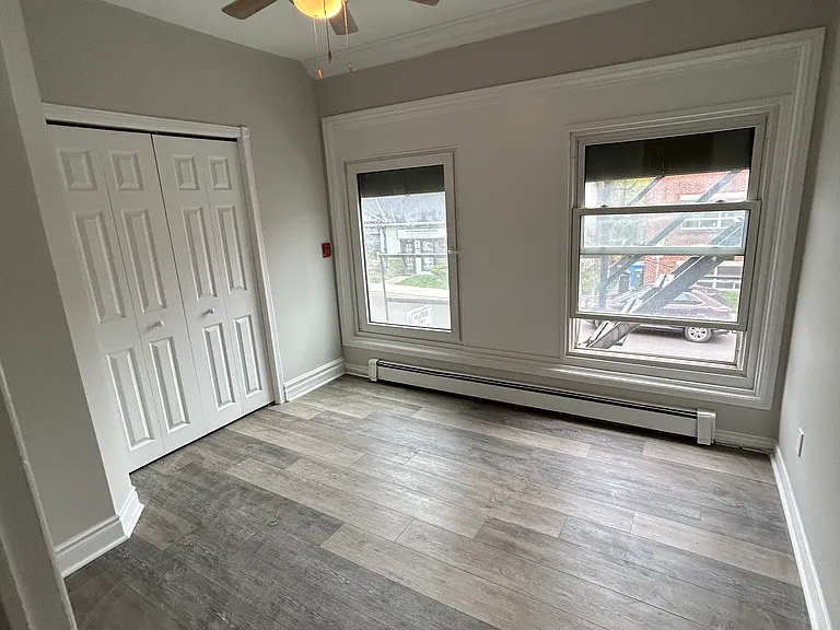 144 Locke St S #3 — Photo 16