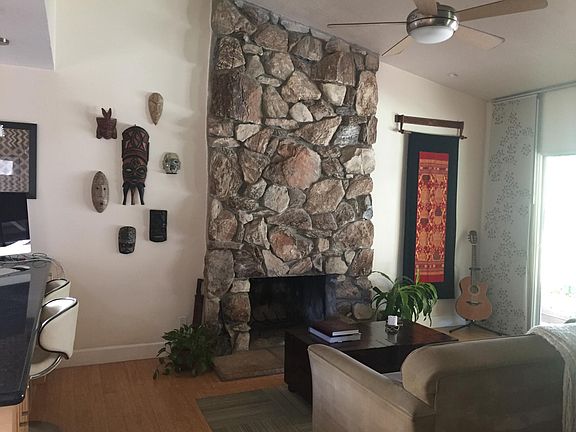 5th image of 211 Chapalita Dr