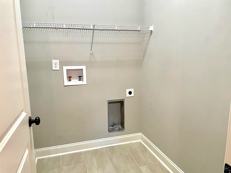 104 Kloe Ct — Photo 18