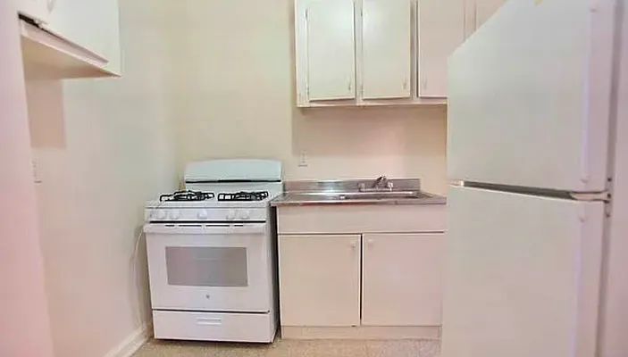 Rented by S&M Associates Realty LLC | media 2