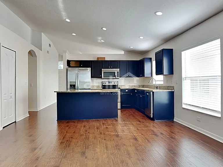 1002 Cristelle Jean Dr — Photo 3