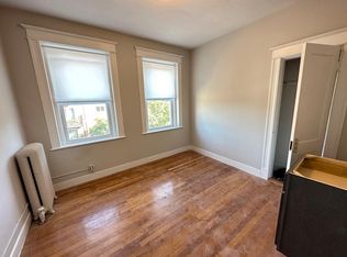 225 Kelton St APT 16, Boston, MA 02134