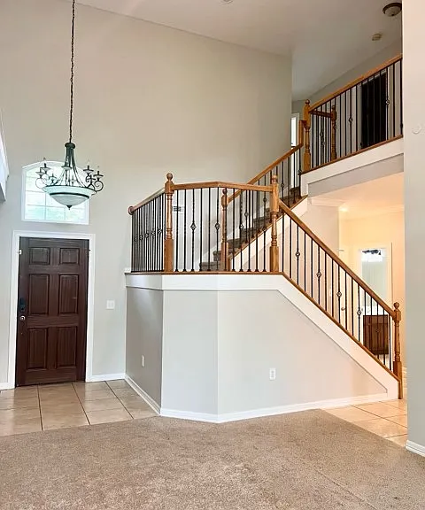 564 S Pierremont Dr #1 — Photo 3