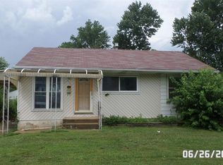411 Cameron Rd, Saint Louis, MO 63137