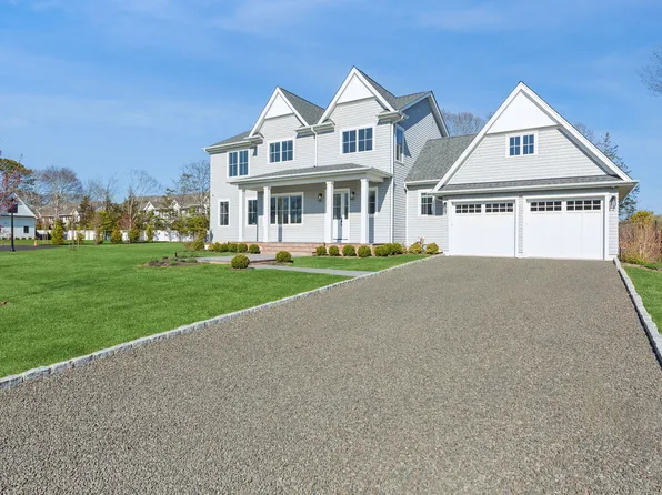 6 Margareta Ct, Westhampton Beach, NY 11978