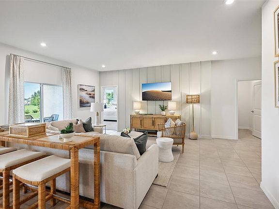 5th image of 12886 Trovita Dr