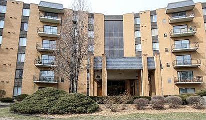 1st image of 700 N Bruce Ln APT 516
