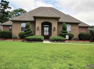 9929 Chanel Dr, Denham Springs, LA 70706