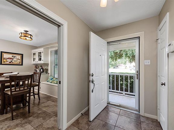 2nd image of 5919 Plantation Dr