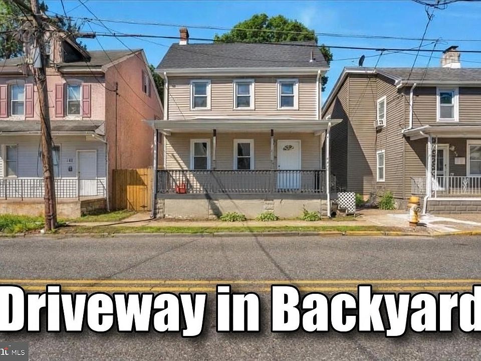 1st image of 61 E Barber Ave