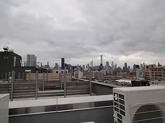 Rented by ER (DO NOT USE)