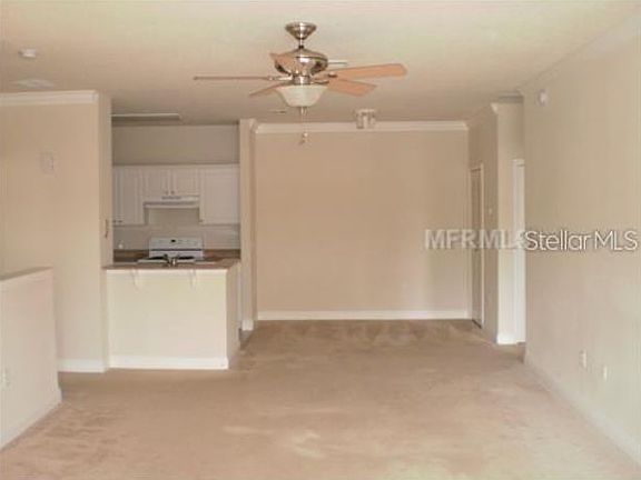 5th image of 225 Southern Pecan Cir Unit 201