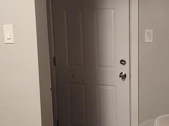 2nd image of 4115 E Outer Dr