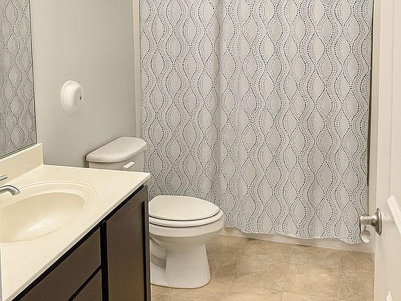 5th image of 6411 Brookfield Court Dr APT 107