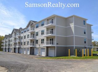 201 Forsythe Cir UNIT 301, Seekonk, MA 02771