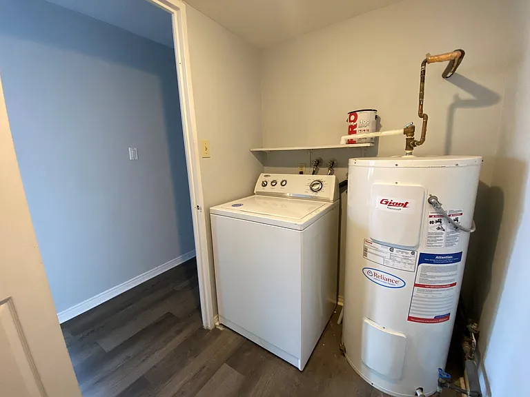 323 Colborne St #1204 — Photo 9