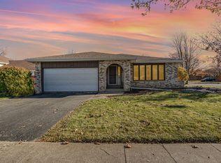 19137 Walter St, Lansing, IL 60438