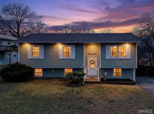 1612 N 6th St, De Soto, MO 63020