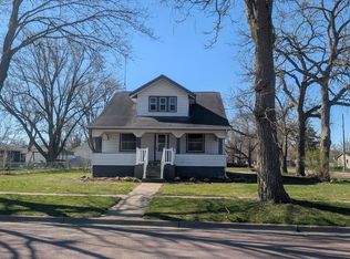 1311 9th St, Milford, IA 51351