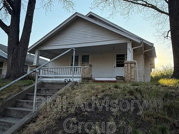 2nd image of 1228 SW Woodward Ave