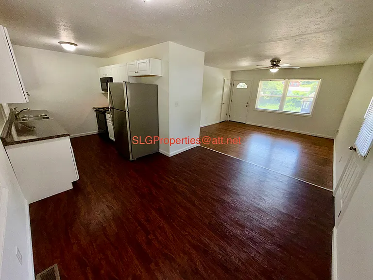 271 State St — Photo 12