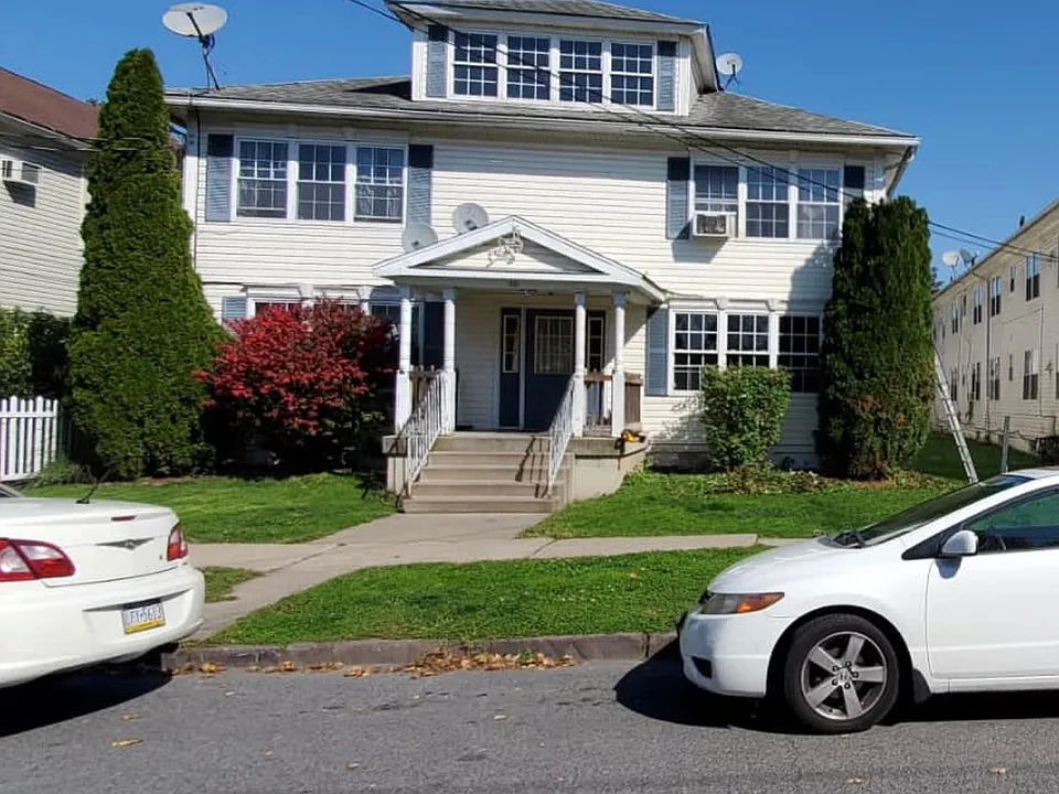 95 Maffett St #1