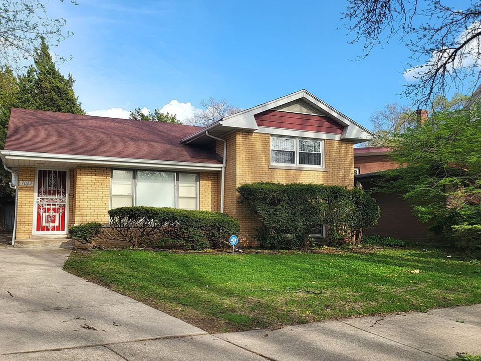 1st image of 7023 S Bennett Ave